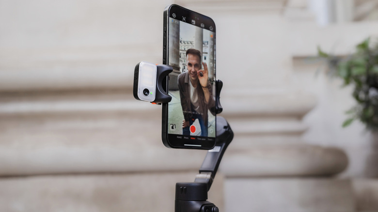 Hohem iSteady V3 Gimbal Stabilizer showing selfie angle