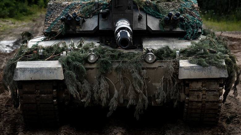 Camouflaged Challenger 2 tank