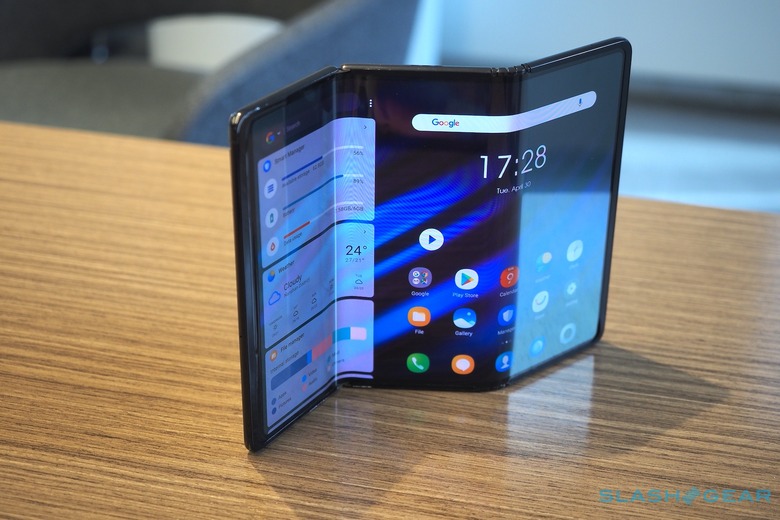 TCL's Big Plan Pairs Foldable Phones With A Familiar Playbook - SlashGear