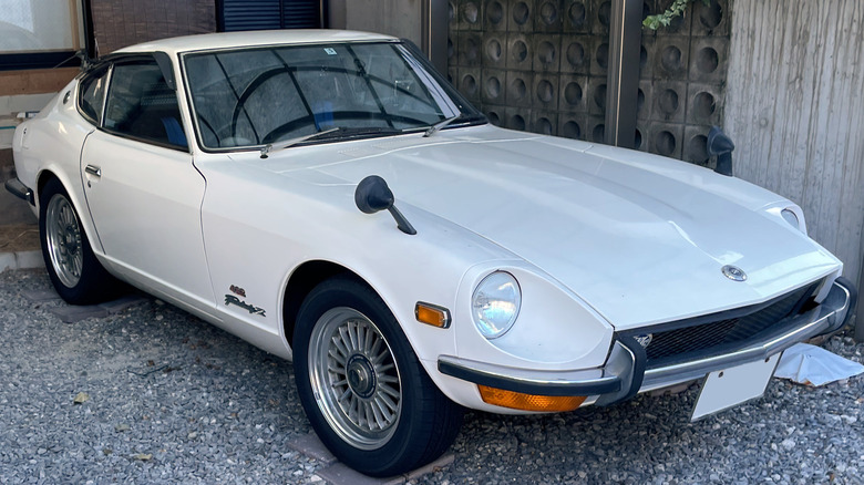 Nissan Fairlady Z432 White