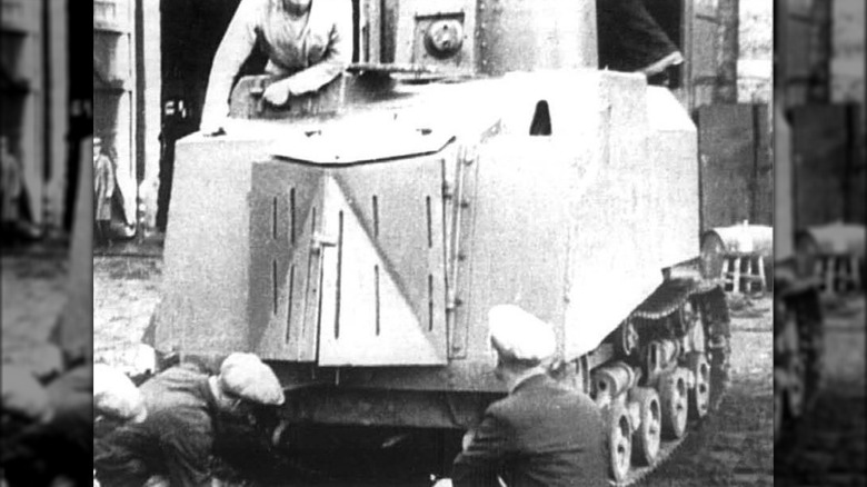 Ten Of The Weirdest Tanks In History, Ranked