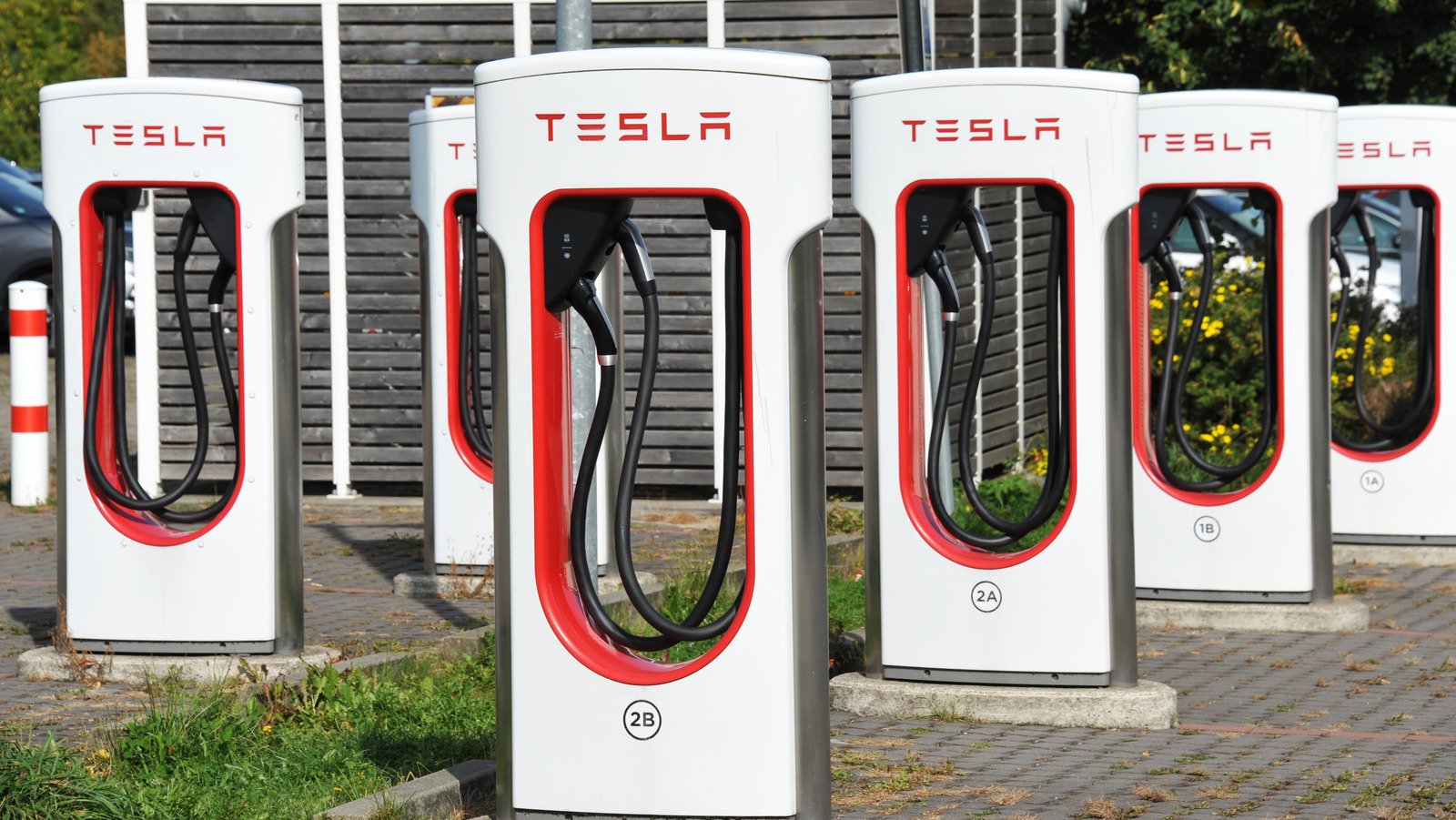 Superchargers da Tesla estão se abrindo para qualquer carro elétrico nos EUA