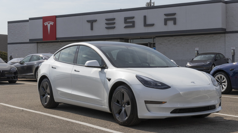 Latest store tesla price