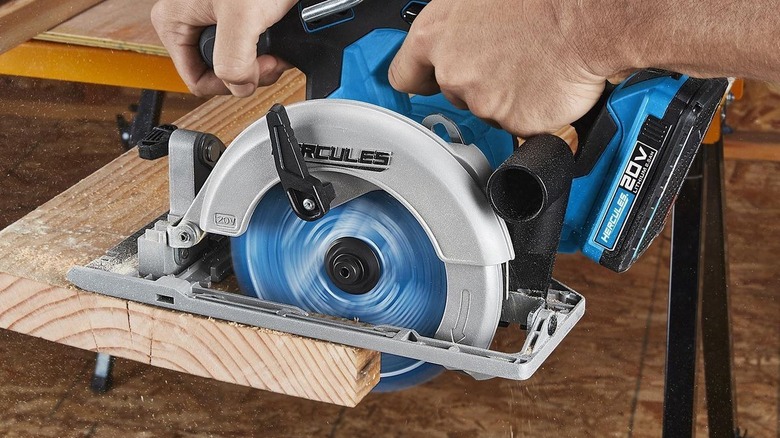 Hercules circular saw