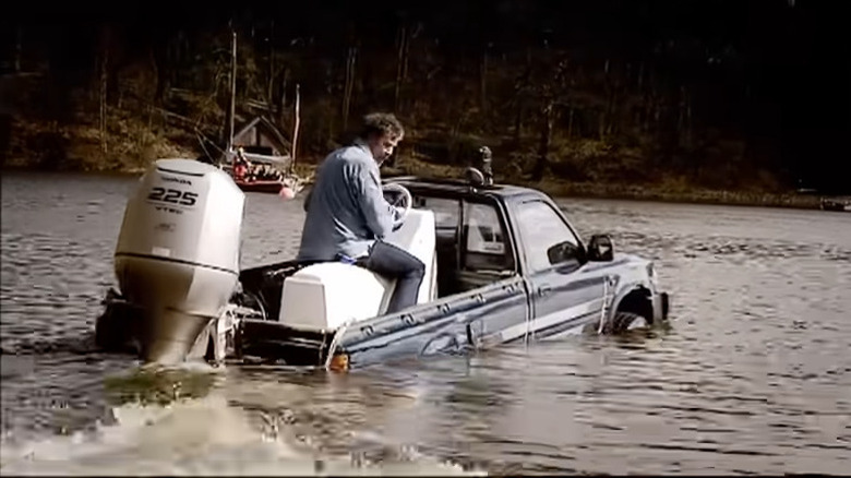 Jeremy Clarkson driving amphibious vehicle