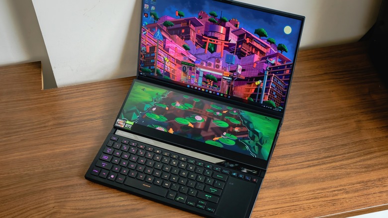 Asus ROG Zephyrus Duo 16