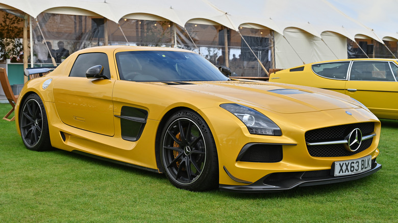 Mercedes-Benz SLS AMG