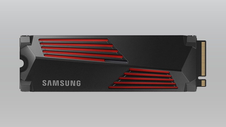 Samsung 990 Pro SSD with heatsink