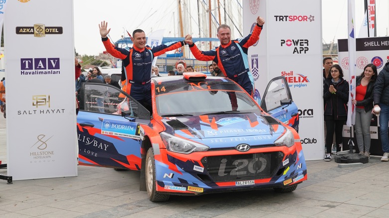 Hyundai i20 Coupe on the podium