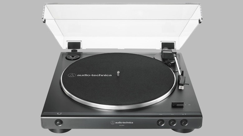 An Audio-Technica AT-LP60X