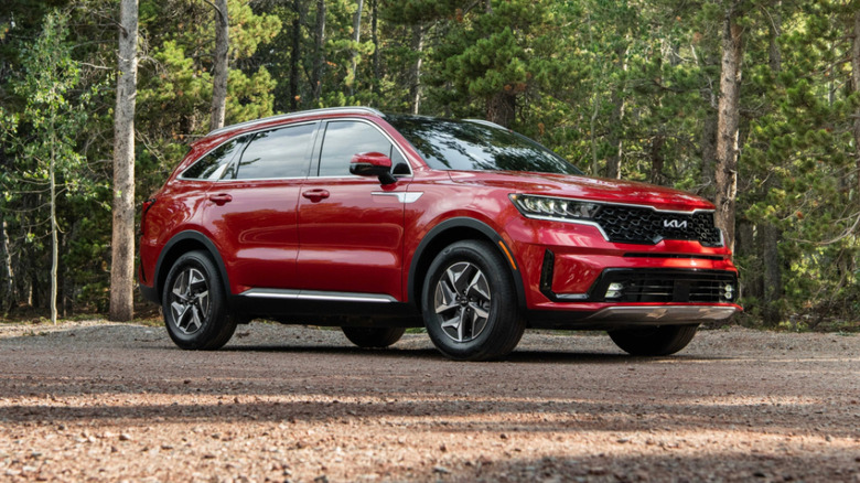 Red Kia Sorento Hybrid