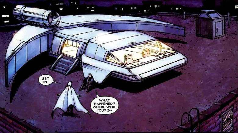 Moon Knight entering Mooncopter