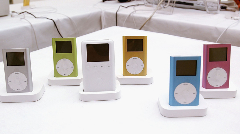 iPod Mini in multiple colors