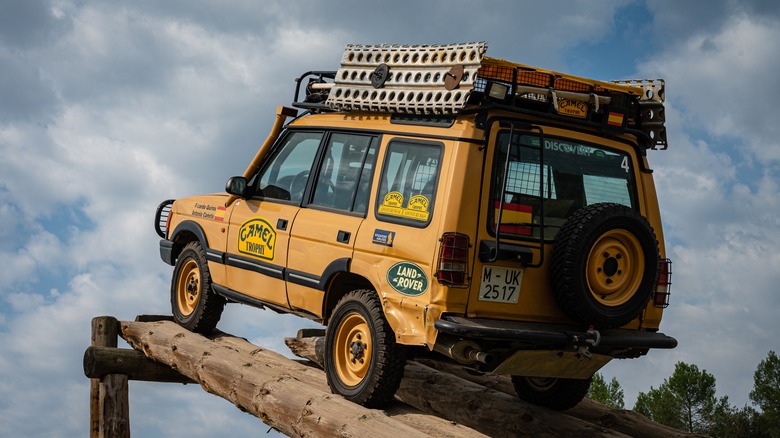 Land Rover Discovery Camel Trophy