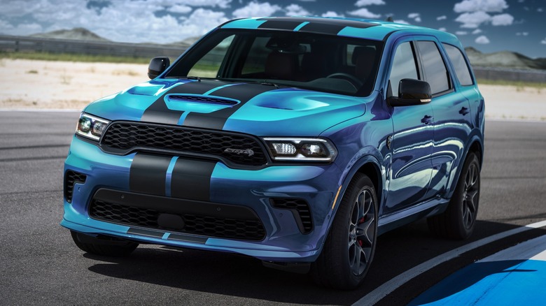 Dodge Durango SRT Hellcat in Frostbite blue