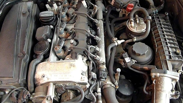 Mercedes 2.1 OM611 Diesel Engine