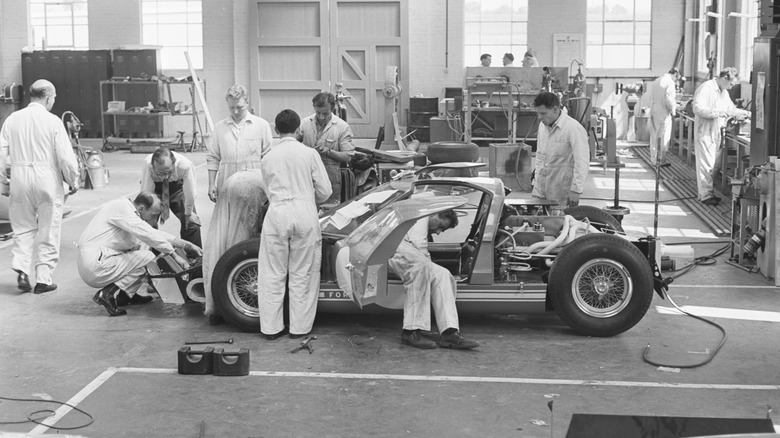 Mechanics assemble the Ford GT40