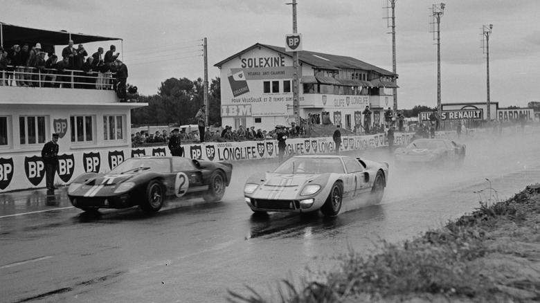 McLaren and Miles photo finish at Le Mans 1966
