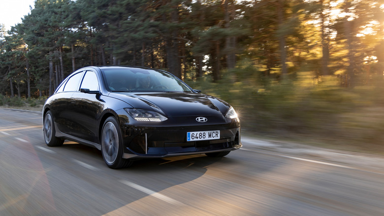 Hyundai Ioniq 6 at sunset