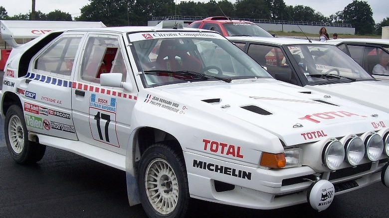 Citroen BX 4TC parked