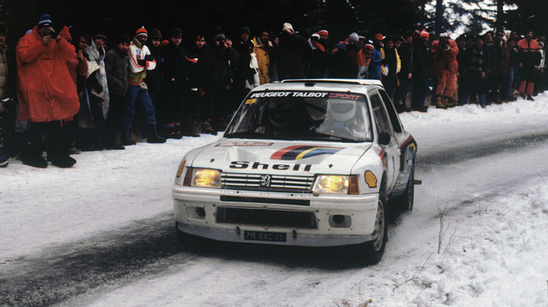 Peugeot 205 T16 racing in 1987