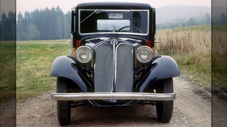 1933 BMW 303