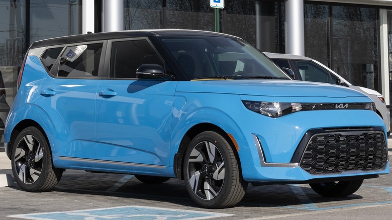 Kia Soul blue