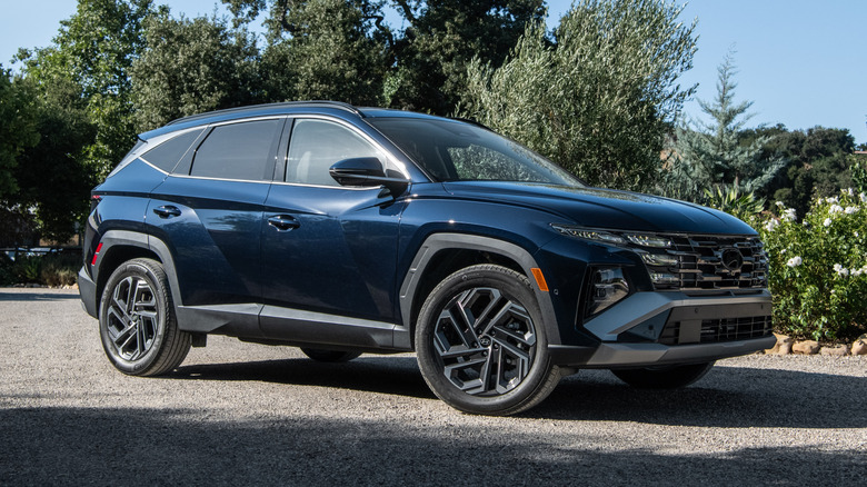 Hyundai Tucson Hybrid Blue