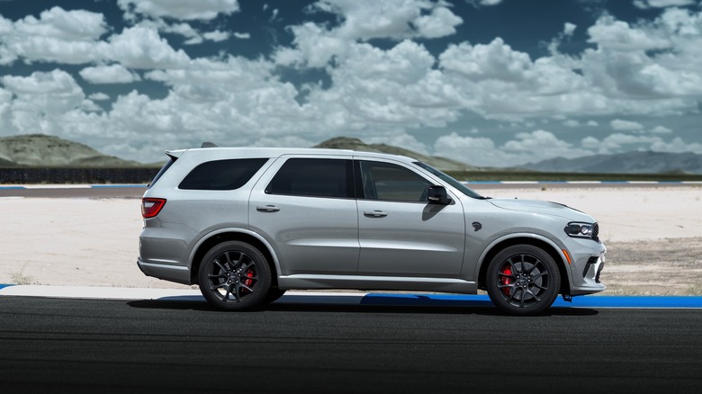 2023 Dodge Durango SRT Hellcat side