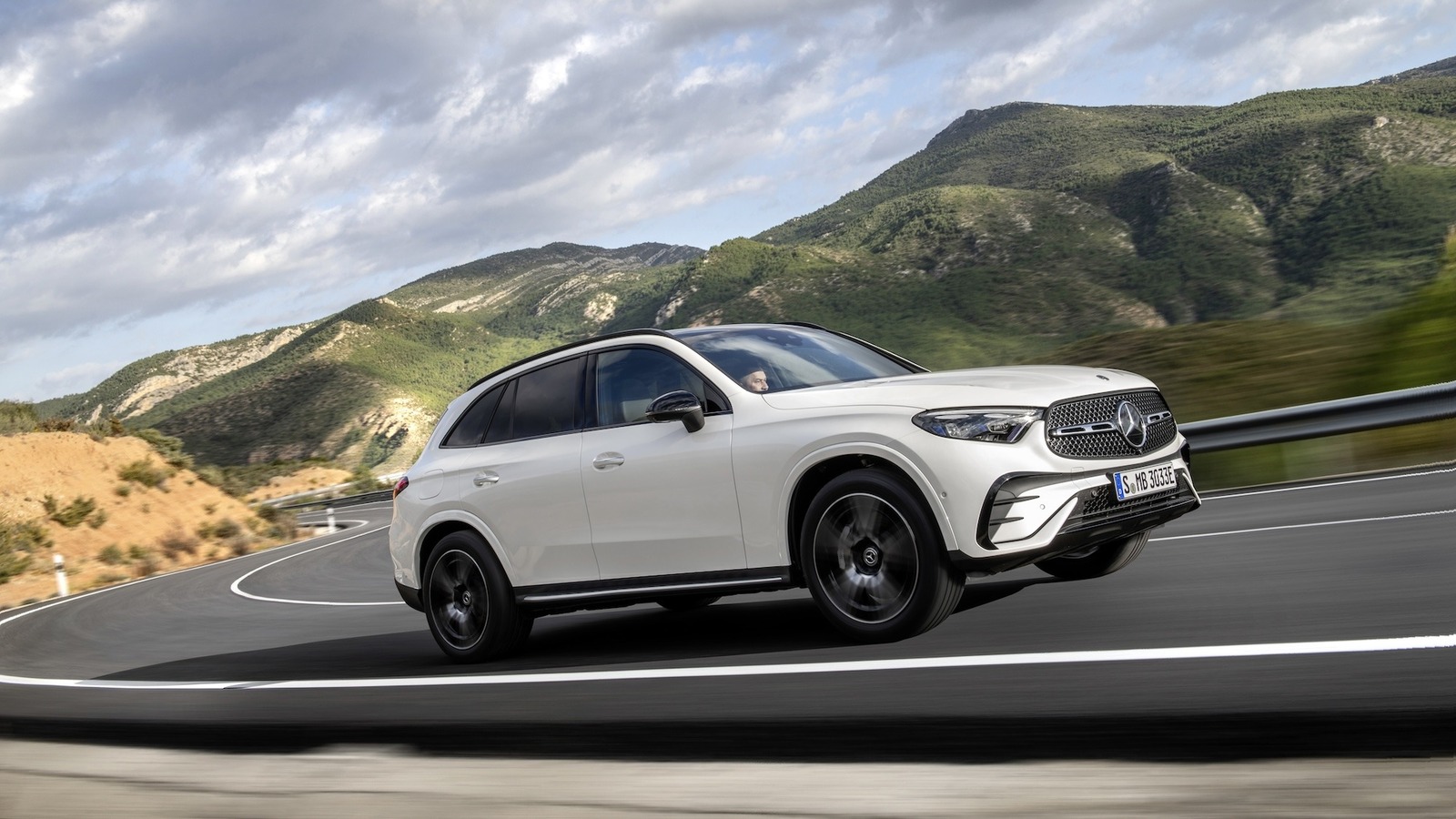 The 2025 Mercedes GLC PHEV Electric SUV Is Coming To The US Why That's