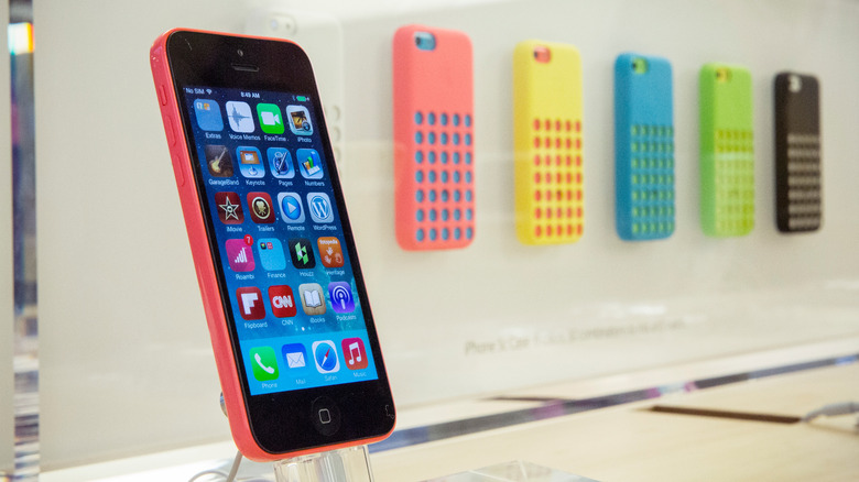 iphone 5c store display