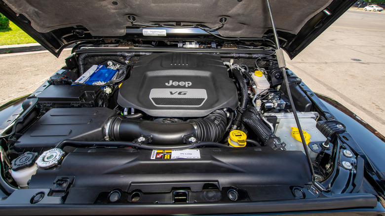 Jeep Wrangler 3.6L V-6 engine