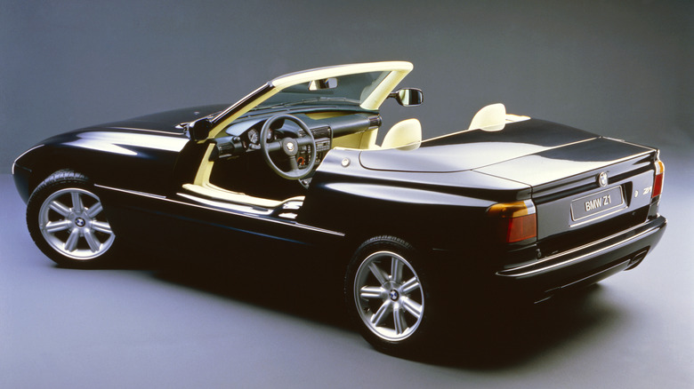 Black BMW Z1 roadster