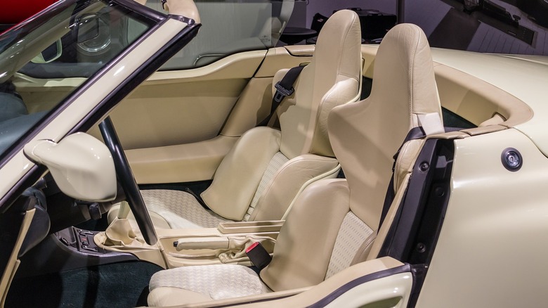 BMW Z1 interior