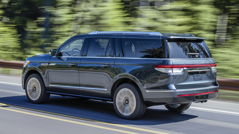 Lincoln Navigator rear quarter driving