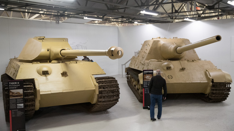 Tiger 2 tank