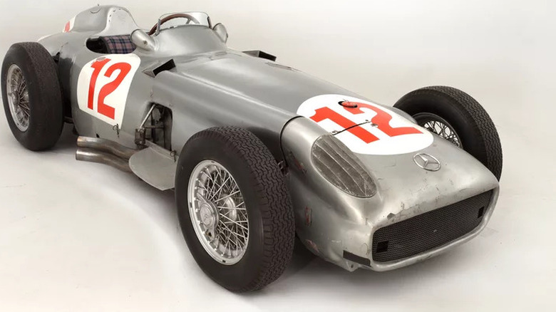 mercedes formula 1 racing W196 fangio kling herrmann