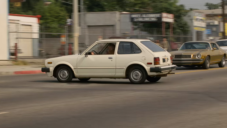 Butch driving Honda Civic Pulp Fiction