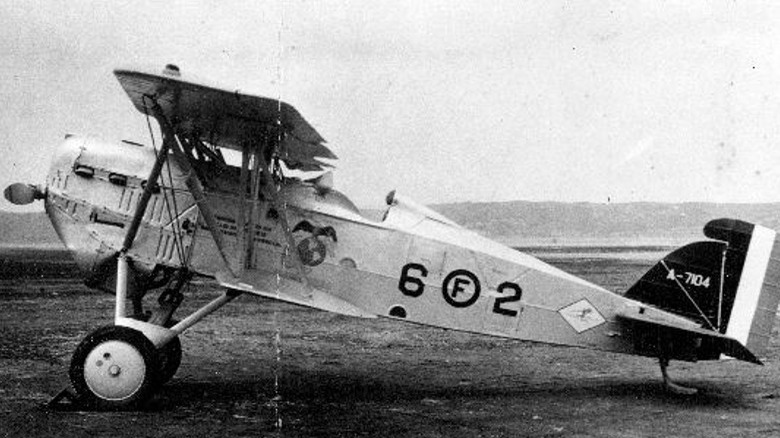 Boeing Model 15 on the ground