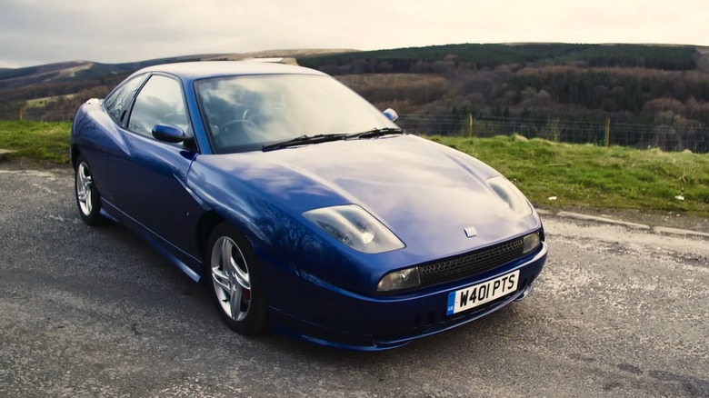 Blue Fiat Coupe 20V Turbo parked