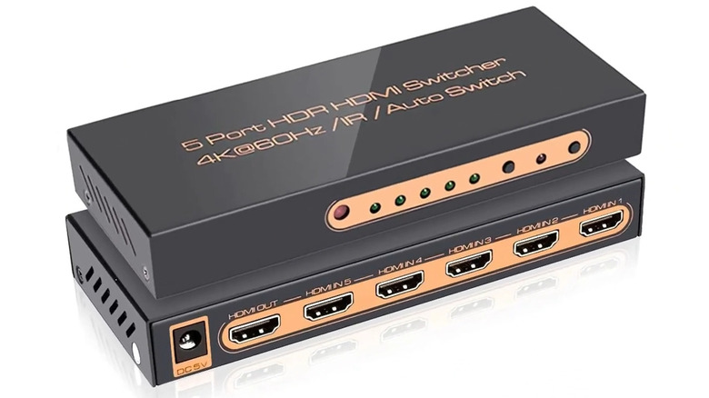 5 port HDMI switcher front and back