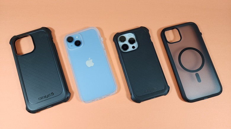 4 iPhone 14 Pro cases