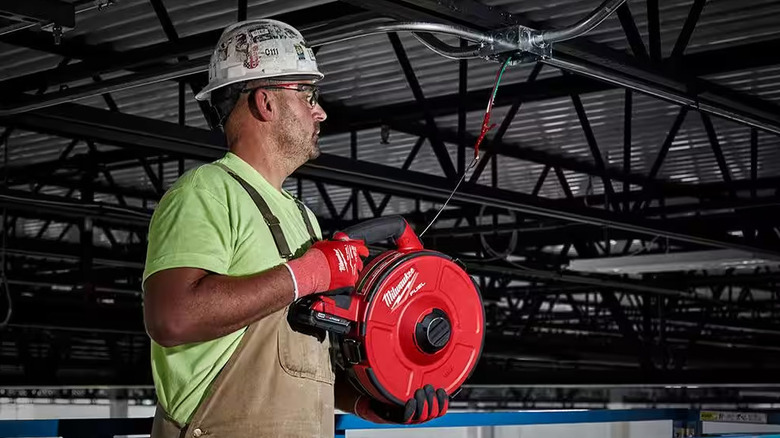 Milwaukee M18 Fuel Angler 120' Steel Pulling Fish Tape