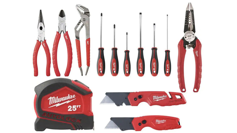 Milwaukee Tool Pliers Kit with Screwdriver Set, Tape Measure, and FASTBACK Utility Knives Set