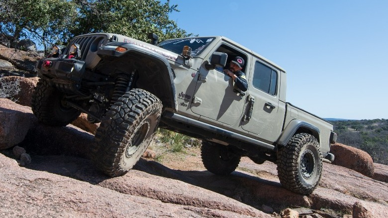 Jeep Gladiator off-road
