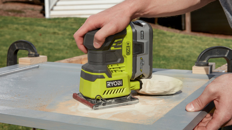 Ryobi 18V ONE+ Quarter Sheet Sander