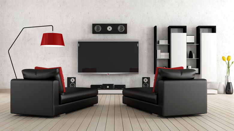 picture of lavish home theater