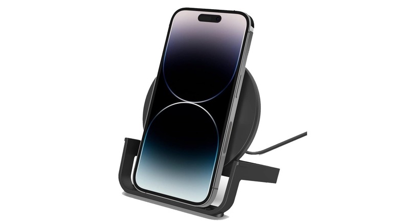 Belkin BoostCharge Wireless Charging Stand 