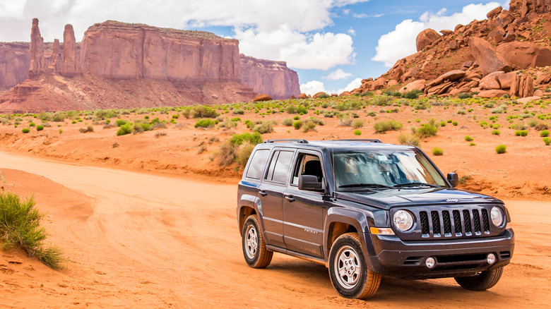 Jeep Patriot In Desert 