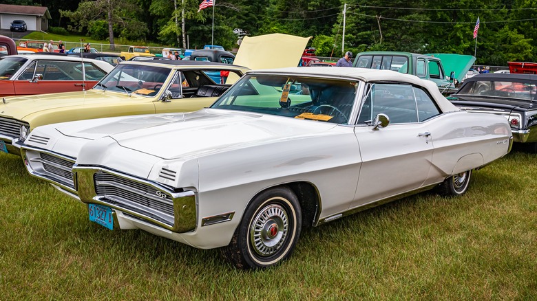 1967 Pontiac Grand Prix convertible